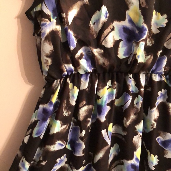 Black and blue patterned dress - Picture 5 of 6